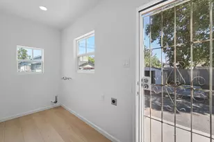 376 S Locust St, Stockton, CA 95205 - Photo 13