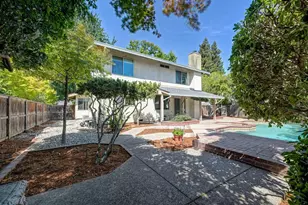 9 Bliss River Ct, Sacramento, CA 95831 - Photo 15