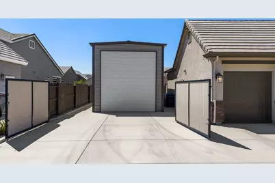 2505 Chrysler Avenue, Manteca, CA 95337 - Photo 7