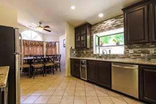 5795 Caribbean Cir, Stockton, CA 95210 - Photo 3