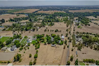 8986 Mooney Road, Elk Grove, CA 95624 - Photo 85