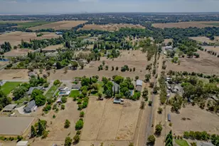 8986 Mooney Rd, Elk Grove, CA 95624 - Photo 85