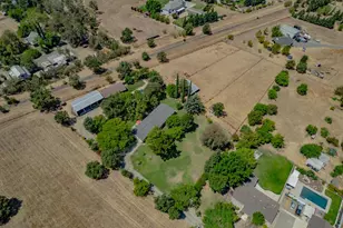 8986 Mooney Rd, Elk Grove, CA 95624 - Photo 79