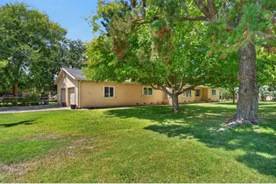 8986 Mooney Road, Elk Grove, CA 95624 - Photo 13