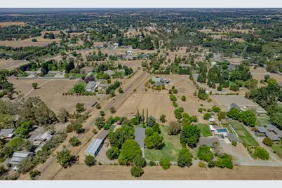 8986 Mooney Road, Elk Grove, CA 95624 - Photo 91