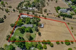 8986 Mooney Rd, Elk Grove, CA 95624 - Photo 3