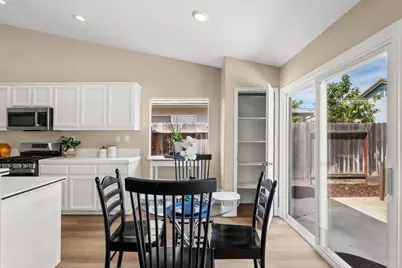 1039 Lambdin Street, Manteca, CA 95336 - Photo 21