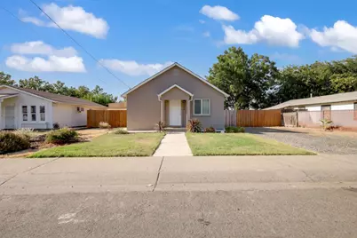 255 Del Monte Avenue, Yuba City, CA 95991 - Photo 1