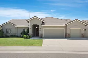 954 Stampede Trail, Galt, CA 95632 - Photo 7