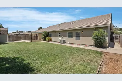 954 Stampede Trail, Galt, CA 95632 - Photo 35