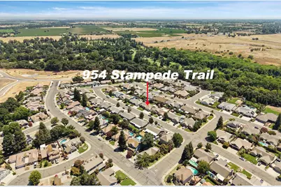 954 Stampede Trail, Galt, CA 95632 - Photo 3