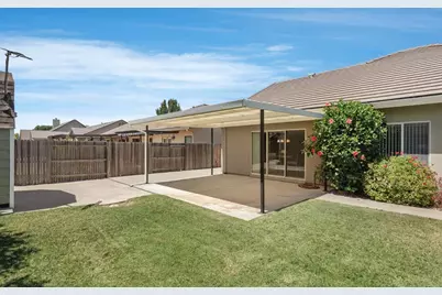 954 Stampede Trail, Galt, CA 95632 - Photo 37