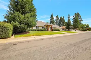 1577 Malta Dr, Yuba City, CA 95993 - Photo 3