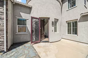 6517 Vilamoura Way, Elk Grove, CA 95757 - Photo 13