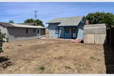 2012 Robertson Road, Modesto, CA 95351 - Photo 33