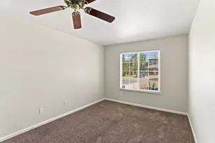 8784 Hawkesbury Ct, Elk Grove, CA 95624 - Photo 17