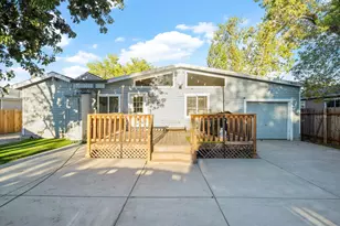 2651 Hawthorne St, Sacramento, CA 95815 - Photo 17