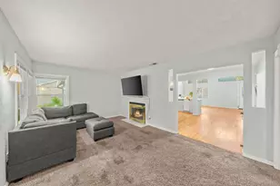 2651 Hawthorne St, Sacramento, CA 95815 - Photo 43