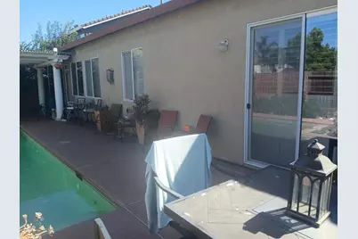 4923 Tiller Court, Stockton, CA 95206 - Photo 5