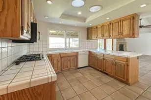 3925 Crocus Dr, Modesto, CA 95356 - Photo 9
