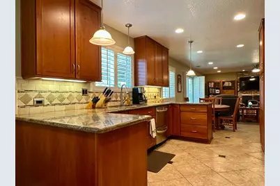 9845 Sleepy Hollow Court, Stockton, CA 95209 - Photo 19