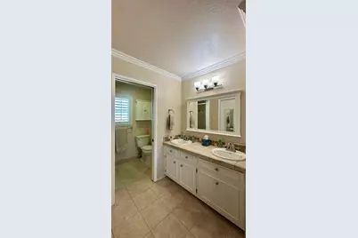 9845 Sleepy Hollow Court, Stockton, CA 95209 - Photo 37
