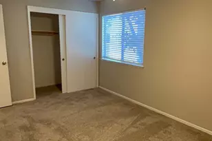9127 Newhall Dr, Sacramento, CA 95826 - Photo 15
