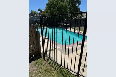 1326 Oak Terrace Court #15, Sacramento, CA 95825 - Photo 15
