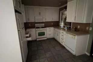 1326 Oak Terrace Ct, Sacramento, CA 95825 - Photo 3