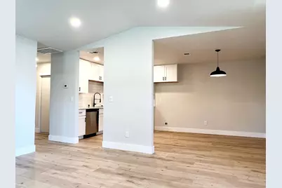 8598 Danridge Drive, Sacramento, CA 95828 - Photo 5