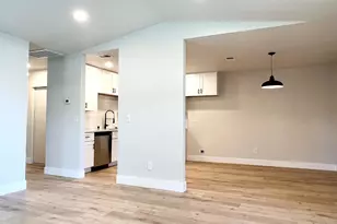 8598 Danridge Dr, Sacramento, CA 95828 - Photo 5
