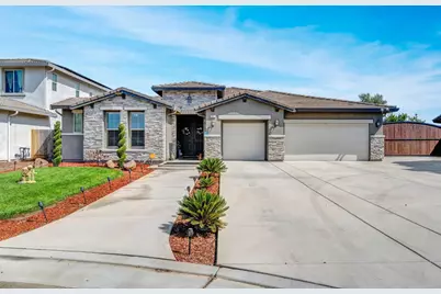 3387 W Kamm Avenue, Dinuba, CA 93618 - Photo 1