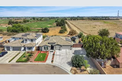 3387 W Kamm Avenue, Dinuba, CA 93618 - Photo 43
