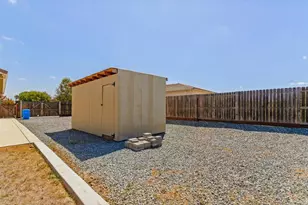 1842 Broken Bit Dr, Plumas Lake, CA 95961 - Photo 29