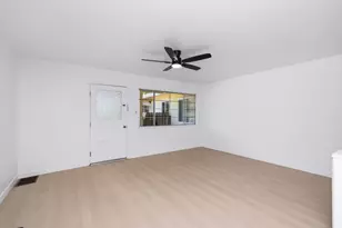 131 E 17th St, Marysville, CA 95901 - Photo 9