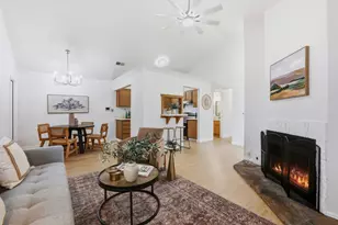 7020 Peevey Ct, Sacramento, CA 95823 - Photo 3