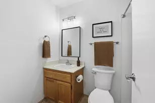 7020 Peevey Ct, Sacramento, CA 95823 - Photo 25