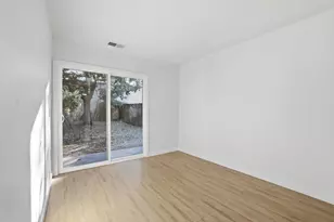 7020 Peevey Ct, Sacramento, CA 95823 - Photo 27