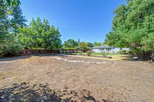 4720 Loch Lomond Dr, Carmichael, CA 95608 - Photo 39