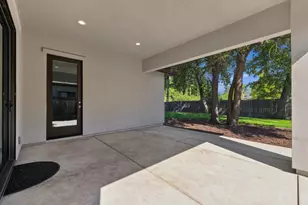 5027 Engle Rd, Carmichael, CA 95608 - Photo 47
