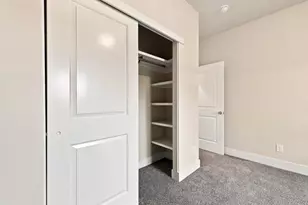 5027 Engle Rd, Carmichael, CA 95608 - Photo 33