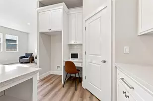 5027 Engle Rd, Carmichael, CA 95608 - Photo 21