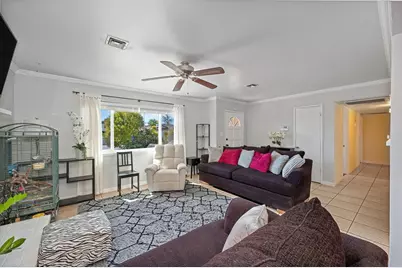 7104 Rimrock Drive, Sacramento, CA 95828 - Photo 9