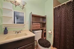 7104 Rimrock Dr, Sacramento, CA 95828 - Photo 19