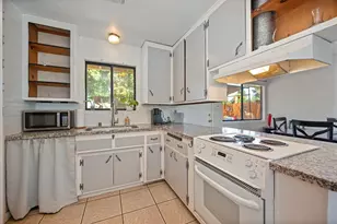 7104 Rimrock Dr, Sacramento, CA 95828 - Photo 13