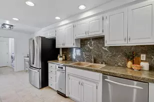 281 Portinao Cir, Sacramento, CA 95831 - Photo 31