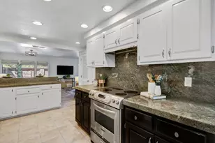 281 Portinao Cir, Sacramento, CA 95831 - Photo 33