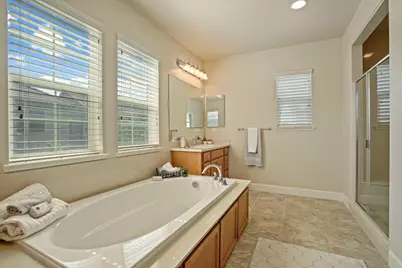 566 W Bonaventure Avenue, Mountain House, CA 95391 - Photo 21
