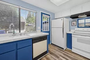 583 Leeward Way, Sacramento, CA 95831 - Photo 19