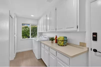 2 Dumfries Court, Sacramento, CA 95831 - Photo 31
